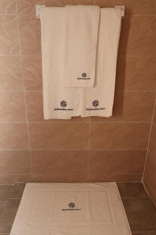 St Etienne Guest House Кигали Екстериор снимка